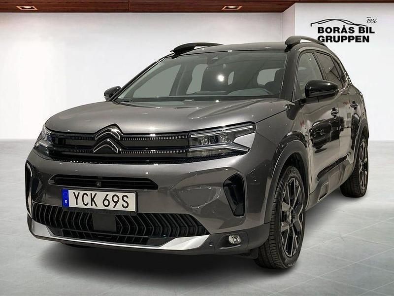 Grå Begagnad 2024 Citroën C5 Aircross PureTech SUV | 259 000 kr (Marknadspris) - Bild 1/4