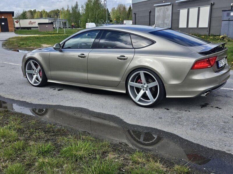 Brun Begagnad 2013 Audi A7 Sportback Halvkombi | 160 000 kr (Bra pris) - Bild 1/4