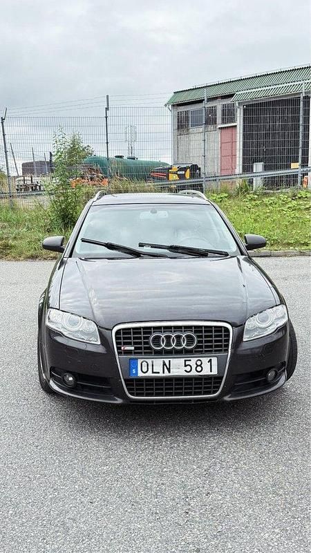 Grå Begagnad 2007 Audi A4 Design Kombi | 35 000 kr (Dyr) - Bild 1/4
