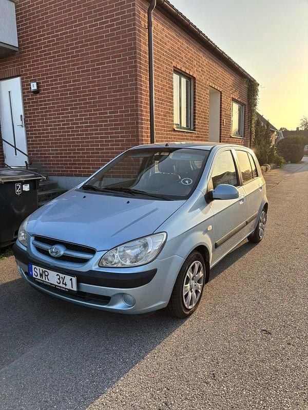 Blå Begagnad 2006 Hyundai Getz Halvkombi | 12 000 kr (Marknadspris) - Bild 1/4