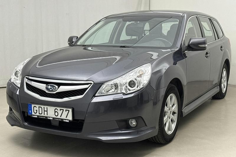 Mörkgrå Begagnad 2010 Subaru Legacy | 56 000 kr - Bild 1/4