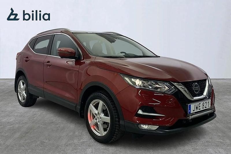 Begagnad Nissan Qashqai 116 HK (85 kW) 2018 Röd SUV