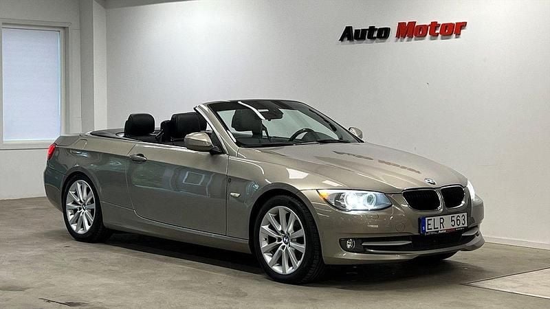 Ljusbrun Begagnad 2010 BMW 320 Cabriolet Cab | 129 900 kr (Bra pris) - Bild 1/3