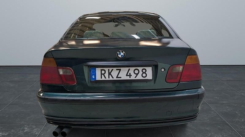 Begagnad BMW 320 152 HK (111 kW) 2000 Mörkgrön Sedan
