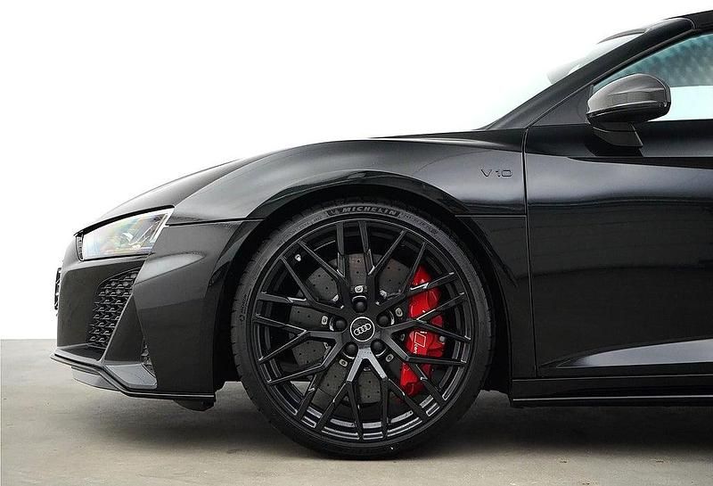 Begagnad Audi R8 Spyder Performance 620 HK (456 kW) 2023 Svart Cab