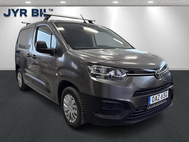 Vit Begagnad 2020 Toyota Proace City City Minibuss | 129 000 kr (Lite dyr) - Bild 1/4