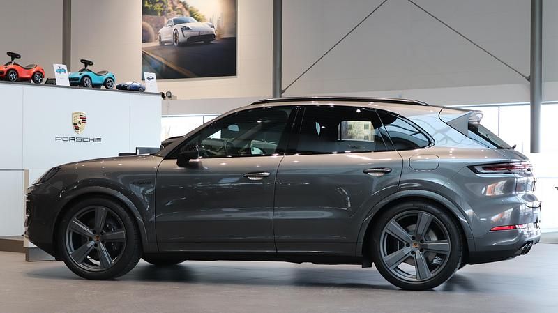 Ny Porsche Cayenne 2026 Grå SUV