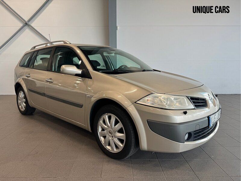 Ljusbrun Begagnad 2007 Renault Mégane GrandTour Kombi | 24 900 kr (Bra pris) - Bild 1/4