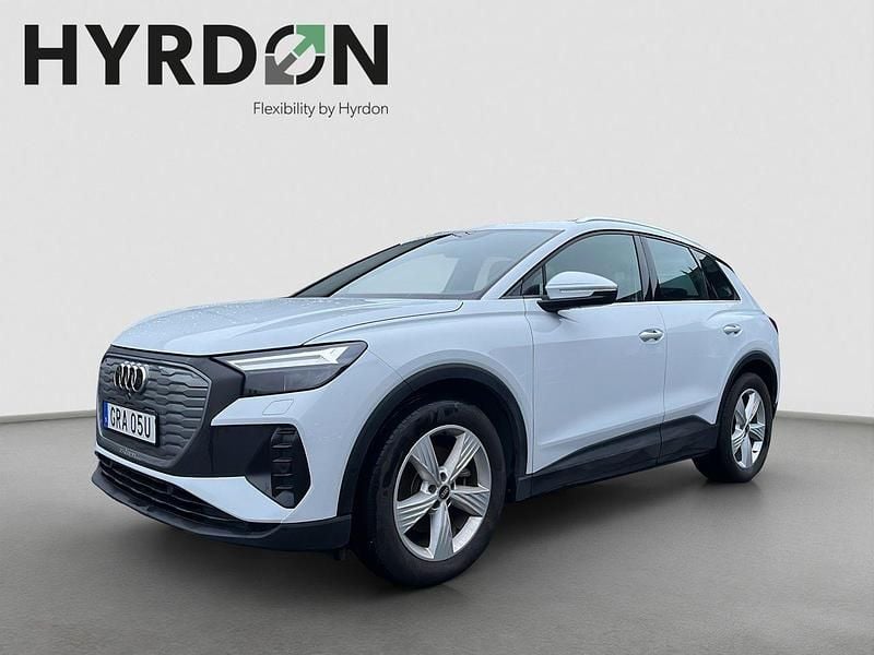 Vit Begagnad 2022 Audi Q4 e-tron Proline SUV | 329 000 kr (Marknadspris) - Bild 1/4
