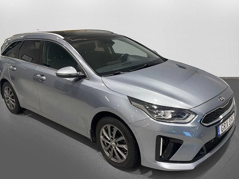 Begagnad Kia Ceed Sportswagon Advance 141 HK (103 kW) 2021 Grå Kombi