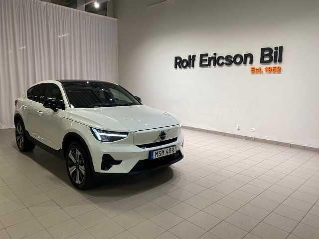 Vit Begagnad 2023 Volvo C40 SUV | 359 500 kr (Bra pris) - Bild 1/4