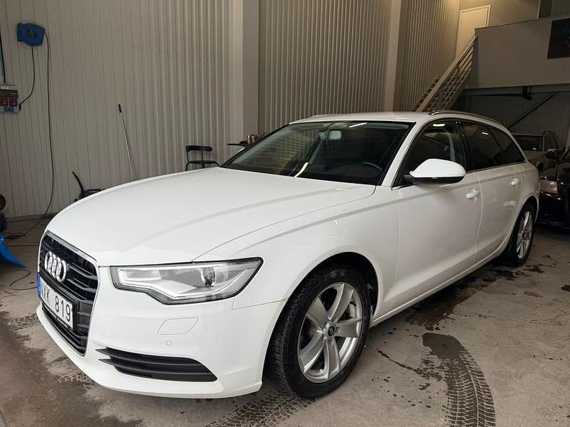 Begagnad Audi A6 177 HK (130 kW) 2014 Svart Kombi