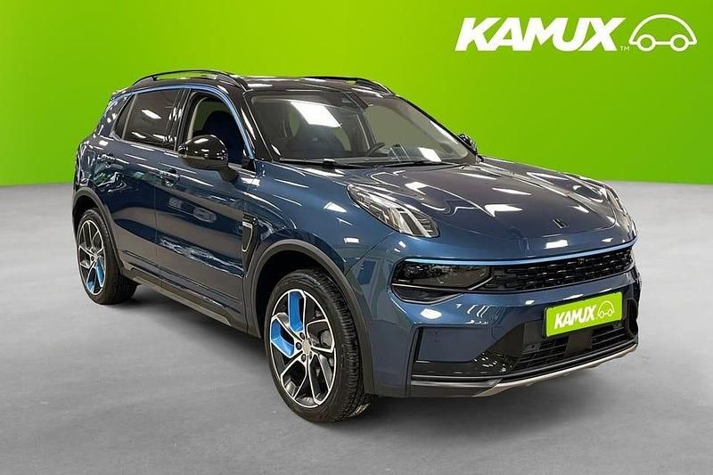 Begagnad Lynk & Co 01 261 HK (191 kW) 2022 Blå SUV