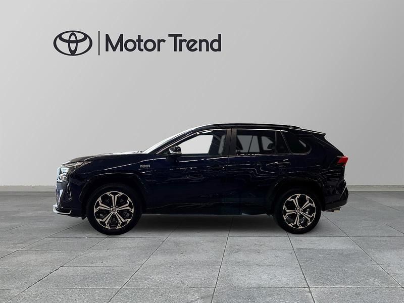 Begagnad Toyota RAV4 Hybrid 2023 Blå SUV