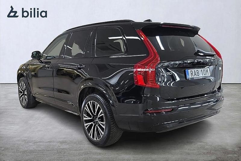 Begagnad Volvo XC90 Plus 455 HK (334 kW) 2022 Svart SUV