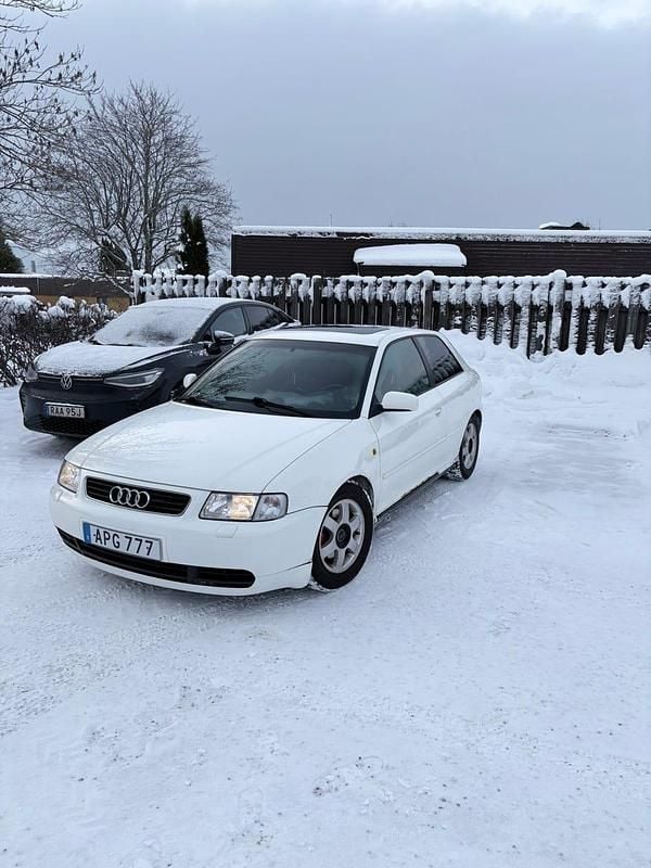 Begagnad 1998 Audi A3 Halvkombi | 18 000 kr (Lite dyr) - Bild 1/4