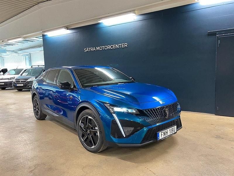 Blå Begagnad 2024 Peugeot 408 GT GTi SUV | 319 900 kr (Marknadspris) - Bild 1/4