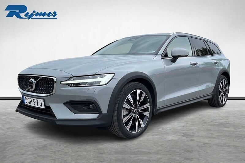 Begagnad 2024 Volvo V60 CC Kombi | 459 900 kr (Dyr) - Bild 1/4