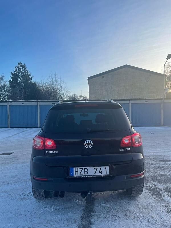 Begagnad VW Tiguan Sport 140 HK (102 kW) 2009 SUV
