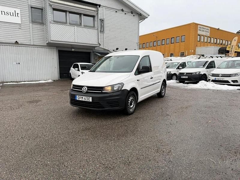 Begagnad VW Caddy 102 HK (75 kW) 2019 Vit Minibuss