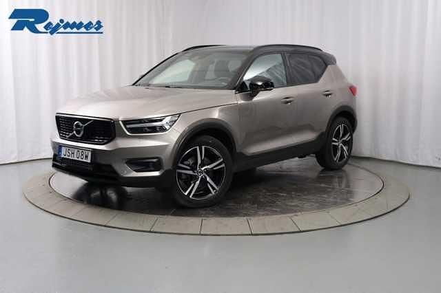 Grå Begagnad 2021 Volvo XC40 R-Design SUV | 389 500 kr (Dyr) - Bild 1/4