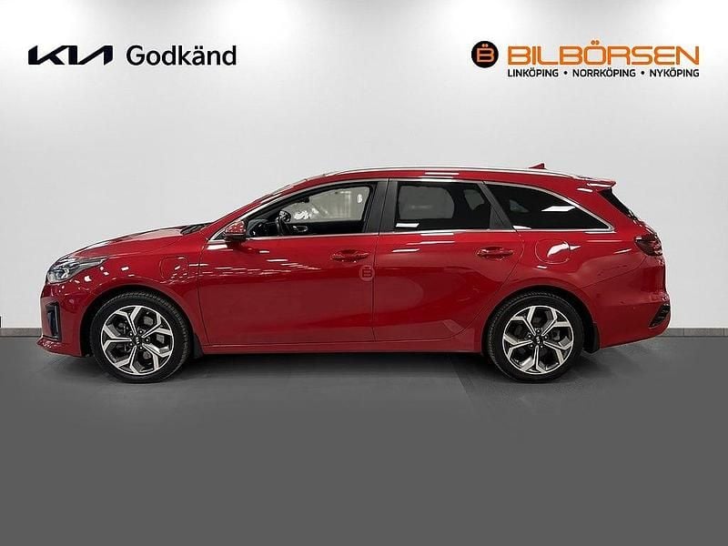 Begagnad Kia Ceed Sportswagon Advance 141 HK (103 kW) 2021 Röd Kombi