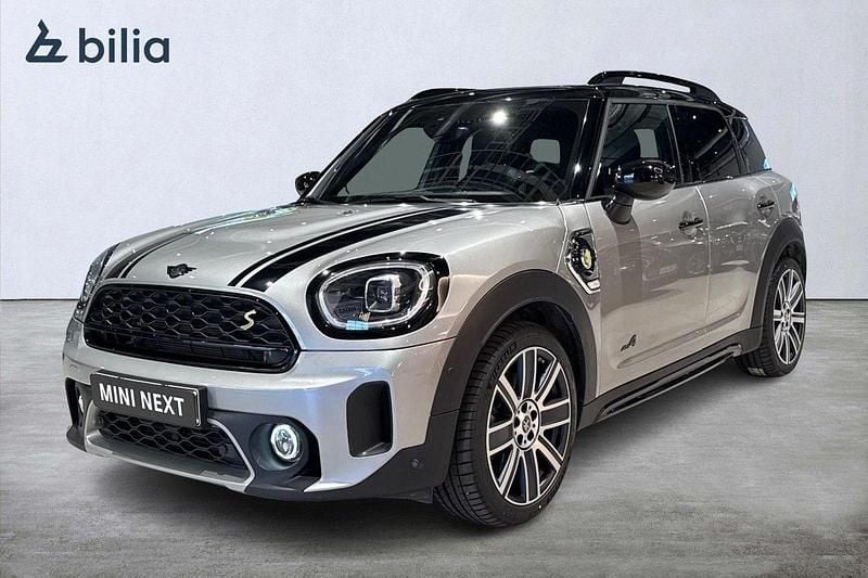 Grå Begagnad 2023 Mini Cooper Countryman SUV | 409 000 kr (Dyr) - Bild 1/4
