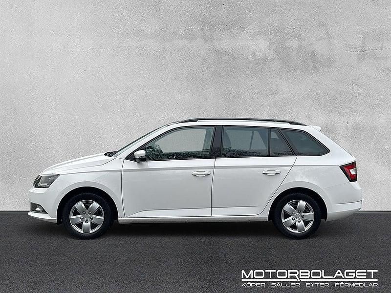 Begagnad Skoda Fabia Style 90 HK (66 kW) 2017 Vit Kombi