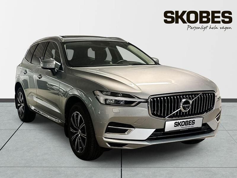 Silver Begagnad 2018 Volvo XC60 Inscription SUV | 409 400 kr (Bra pris) - Bild 1/3