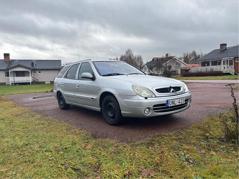 Silver Begagnad 2004 Citroën Xsara Kombi | 12 000 kr - Bild 1/4