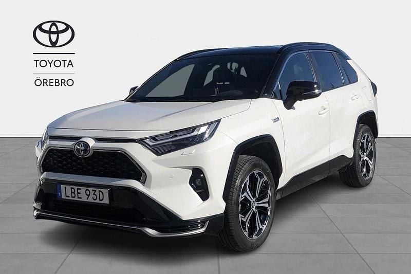 Vit Begagnad 2022 Toyota RAV4 Hybrid Premium SUV | 439 900 kr (Bra pris) - Bild 1/3