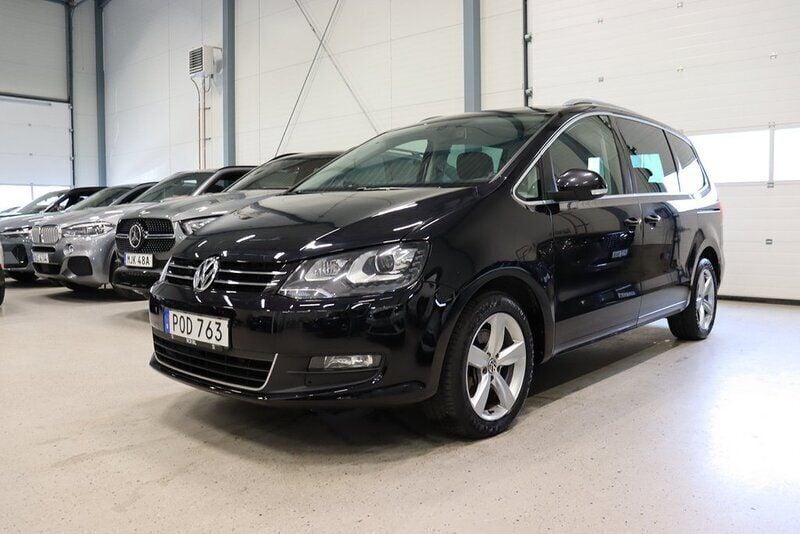 Svart Begagnad 2014 VW Sharan Minibuss | 174 700 kr (Lite dyr) - Bild 1/4