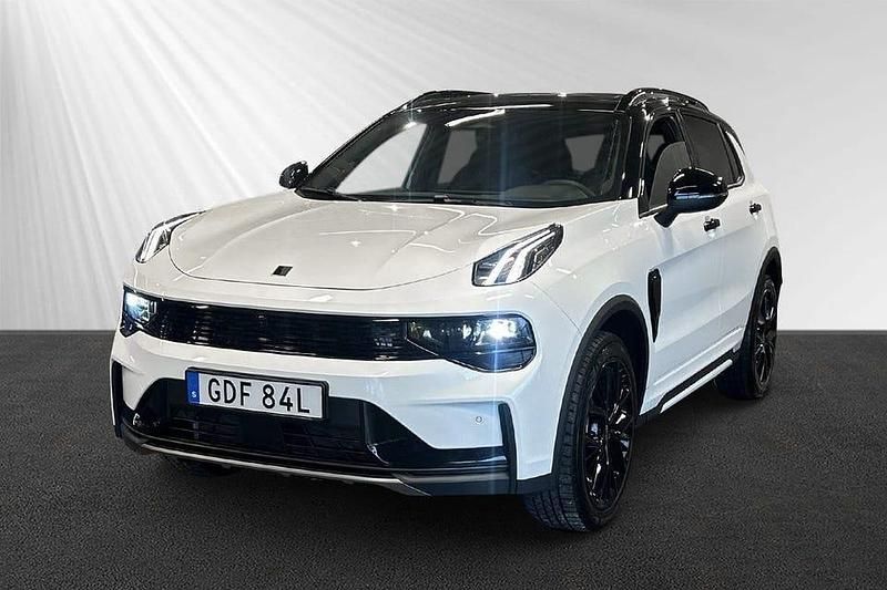 Begagnad Lynk & Co 01 283 HK (208 kW) 2024 Vit SUV