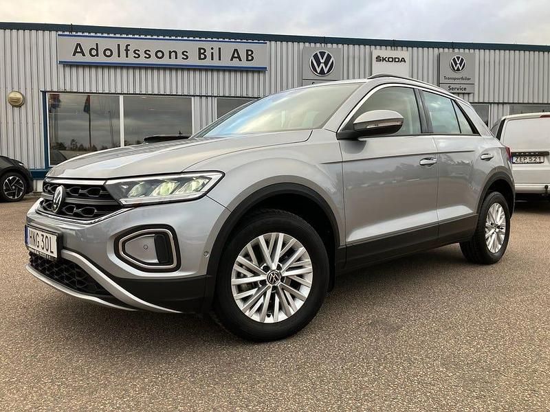 Begagnad VW T-Roc 150 HK (110 kW) 2024 Silver SUV