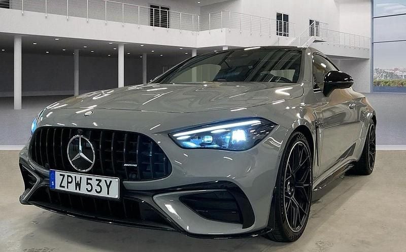 Grå Begagnad 2025 Mercedes CLE53 AMG Premium Plus Sportkupé | 939 000 kr - Bild 1/4