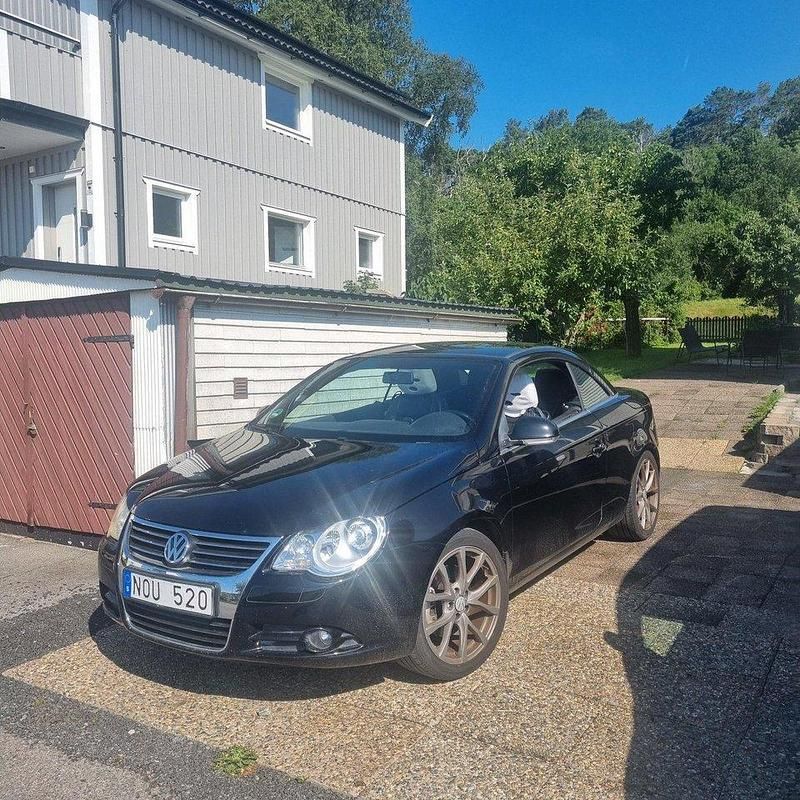 Svart Begagnad 2008 VW Eos Cab | 55 000 kr (Marknadspris) - Bild 1/4