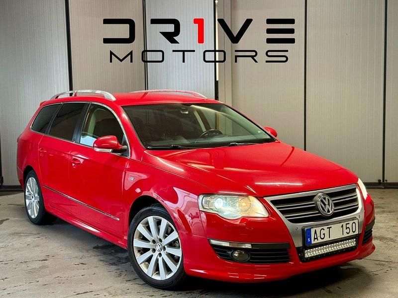 Röd Begagnad 2010 VW Passat R-line Kombi | 59 900 kr (Marknadspris) - Bild 1/4
