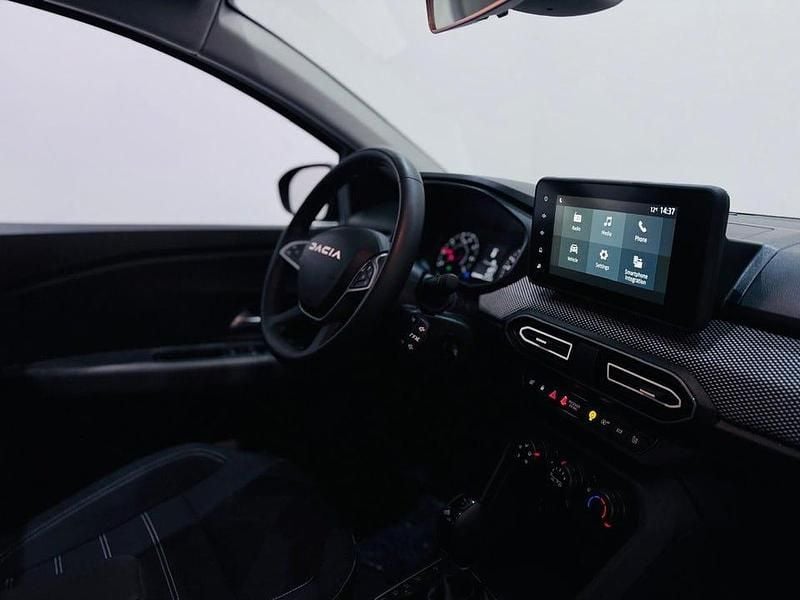 Begagnad Dacia Sandero 91 HK (66 kW) 2024 Svart