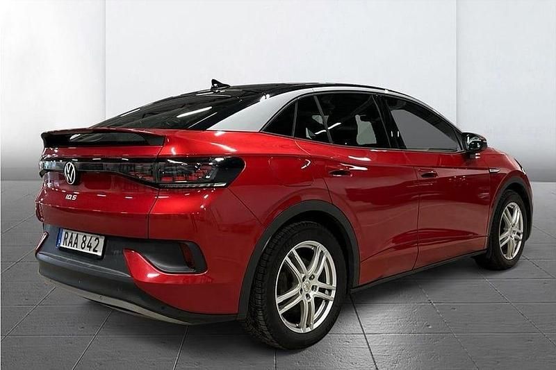 Begagnad VW ID.5 Pro Performance 150 kW (204 HK) 2022 Mörkröd SUV