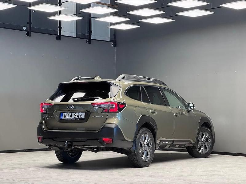 Begagnad Subaru Outback 169 HK (124 kW) 2022 Grön Kombi