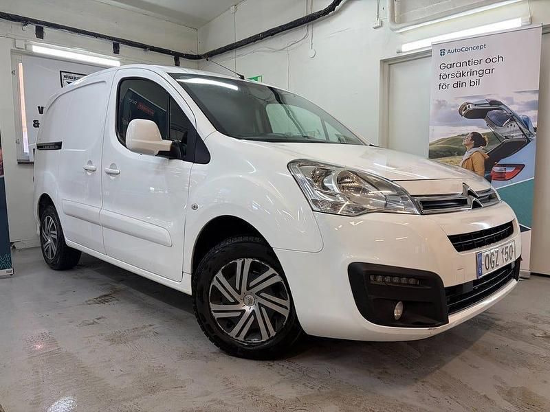 Begagnad Citroën Berlingo 99 HK (72 kW) 2016 Vit Minibuss
