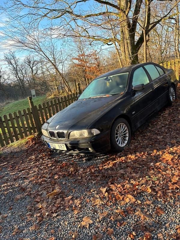 Begagnad 2003 BMW 530 Sedan | 24 500 kr (Superpris) - Bild 1/1