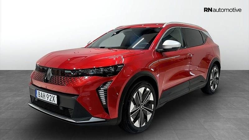 Röd Begagnad 2024 Renault Scénic Minibuss | 483 800 kr - Bild 1/4