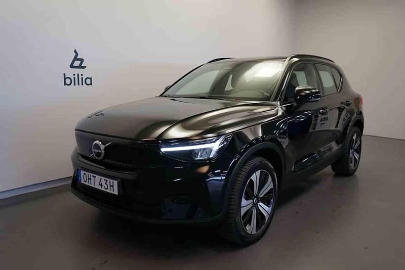 Svart Begagnad 2023 Volvo XC40 Single Motor SUV | 329 500 kr - Bild 1/1