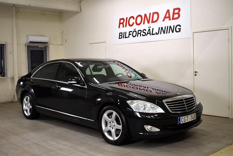 Svart Begagnad 2006 Mercedes S350L Sedan | 139 900 kr - Bild 1/4