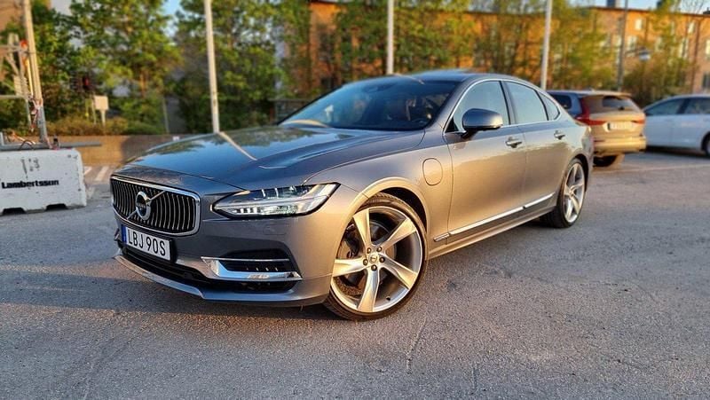 Grå Begagnad 2019 Volvo S90 Inscription Sedan | 329 000 kr (Marknadspris) - Bild 1/4