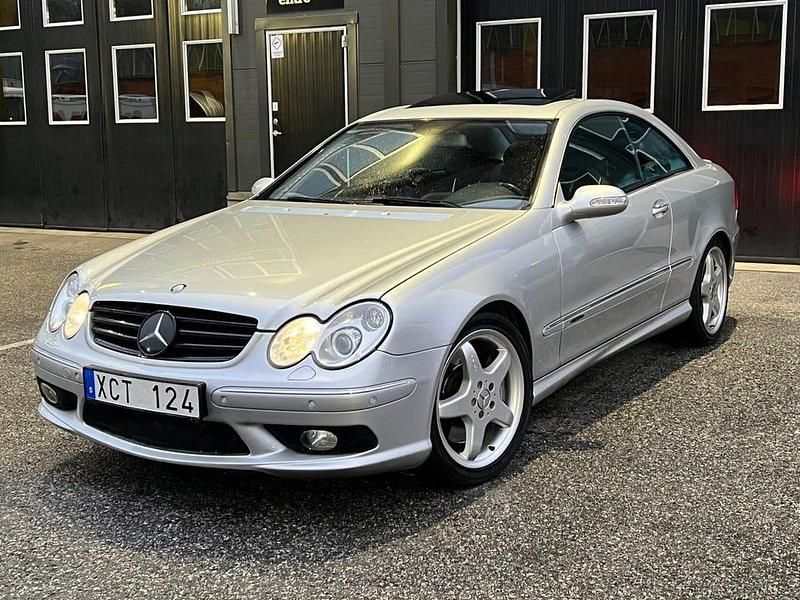 Begagnad Mercedes CLK500 Avantgarde 306 HK (225 kW) 2002 Silver Sportkupé
