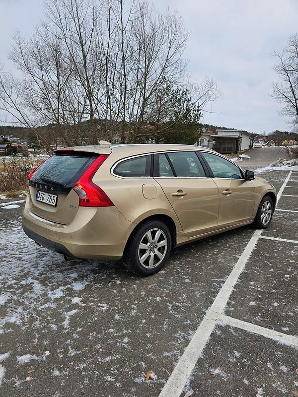 Begagnad Volvo V60 205 HK (150 kW) 2011 Kombi
