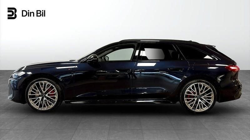 Begagnad Audi A5 S-Line 252 HK (185 kW) 2025 Firmamentblå metallic Kombi
