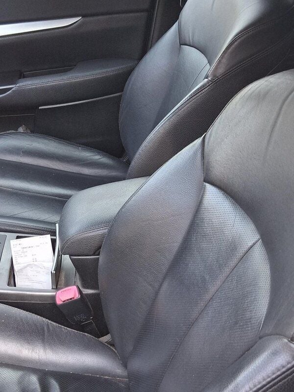 Silver Begagnad 2011 Subaru Outback SUV | 30 000 kr (Marknadspris) - Bild 1/4